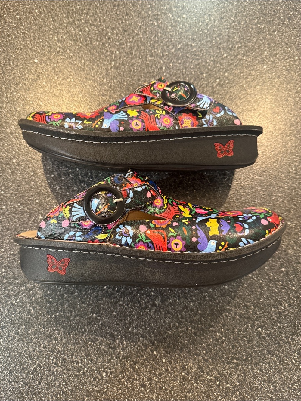 Women’s Alegria Black Floral Print Mary Jane Clogs - size 39 (8.5) - Picture 6 of 6